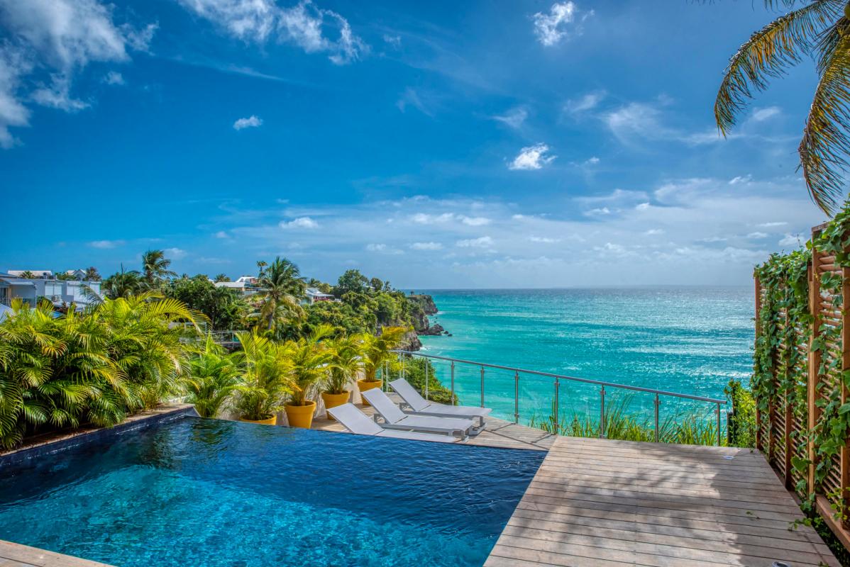 A louer villa 4 chambres au Gosier avec piscine et vue mer - piscine